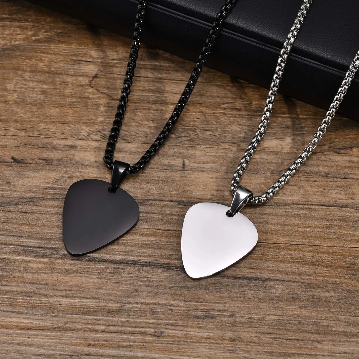 Collar "Melodia de Sombra" Acero Satinado Premium