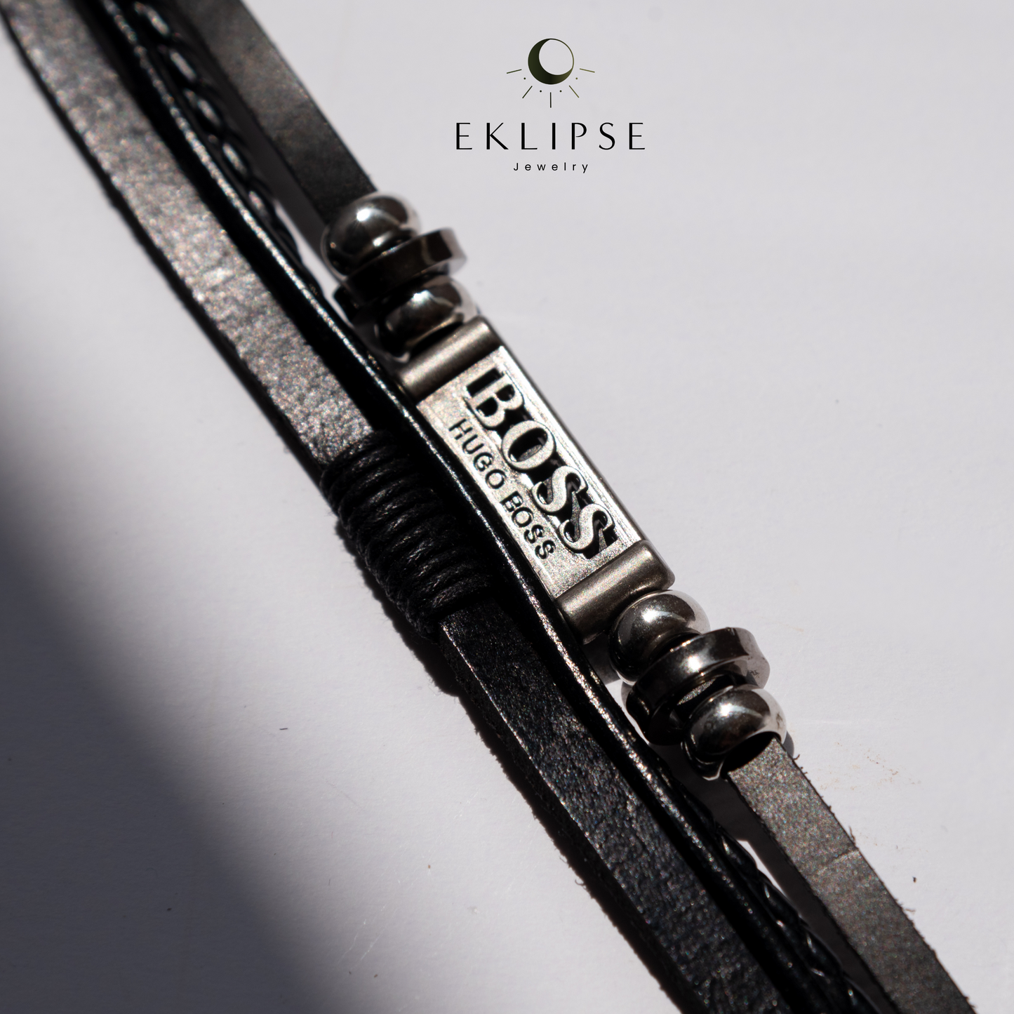 Pulsera de Lujo: Cuero Italiano Auténtico
