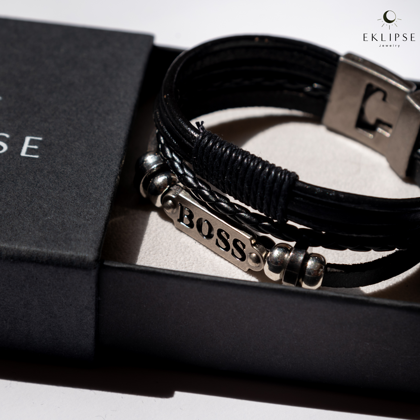 Pulsera de Lujo: Cuero Italiano Auténtico