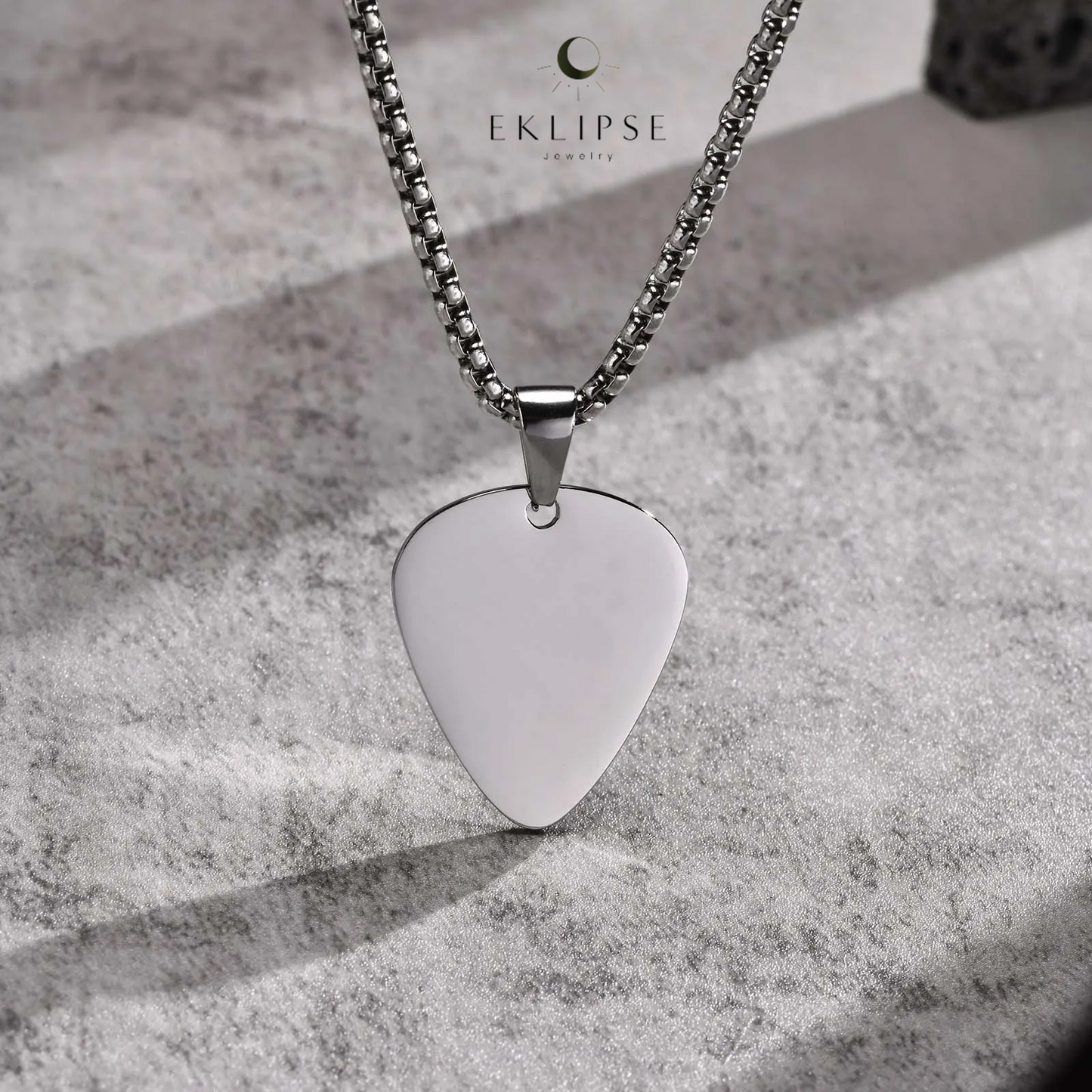 Collar "Melodia de Sombra" Acero Satinado Premium