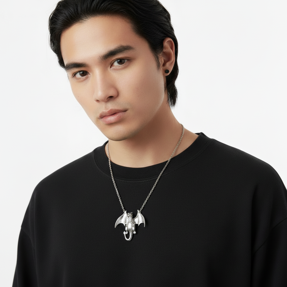 Collar Charizard Acero (Edición Limitada)