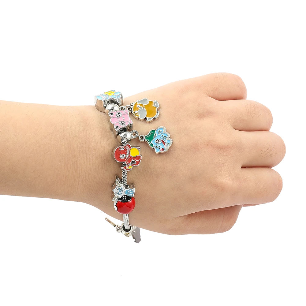 Pulsera con Poke-Charms