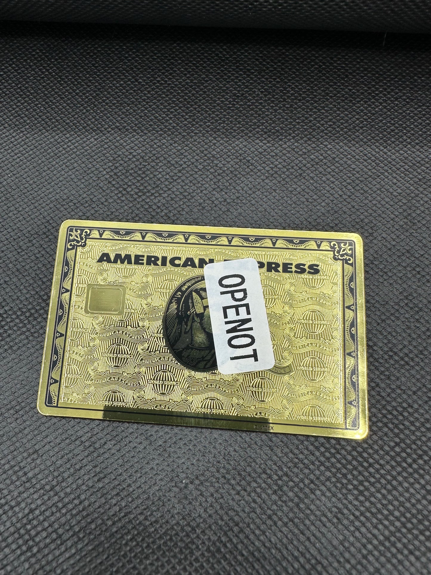 Tarjeta de Metal Personalizada American Express Negra y Dorada