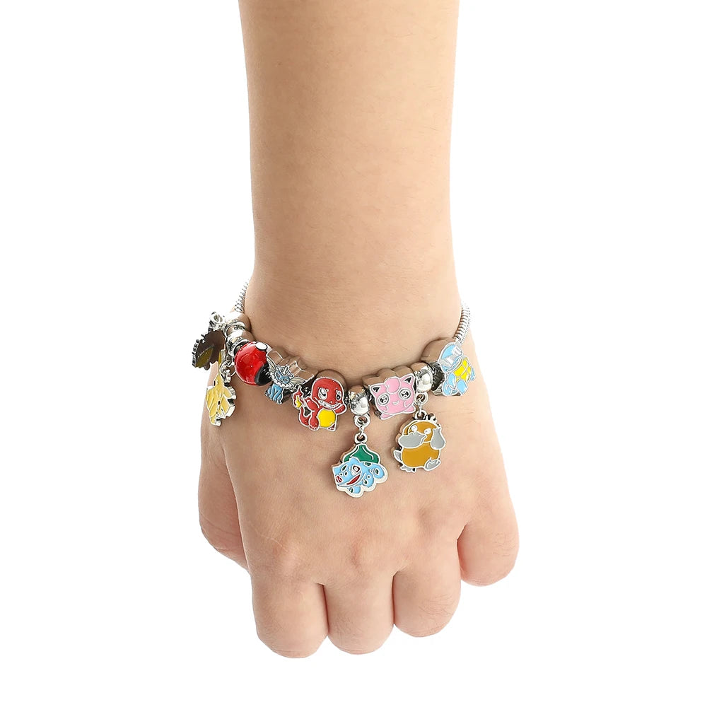 Pulsera con Poke-Charms